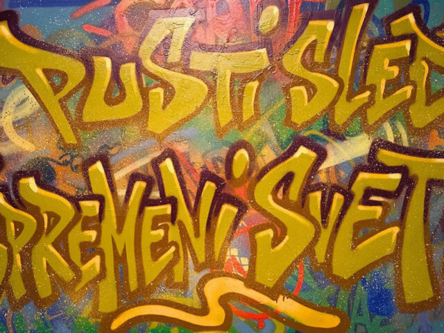 Obstaja prostor zate. Ime mu je BAZA.